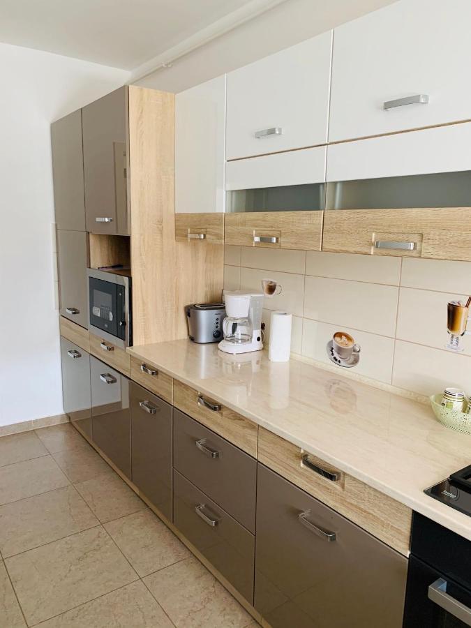 Marius Apartment Μπρασόβ Εξωτερικό φωτογραφία